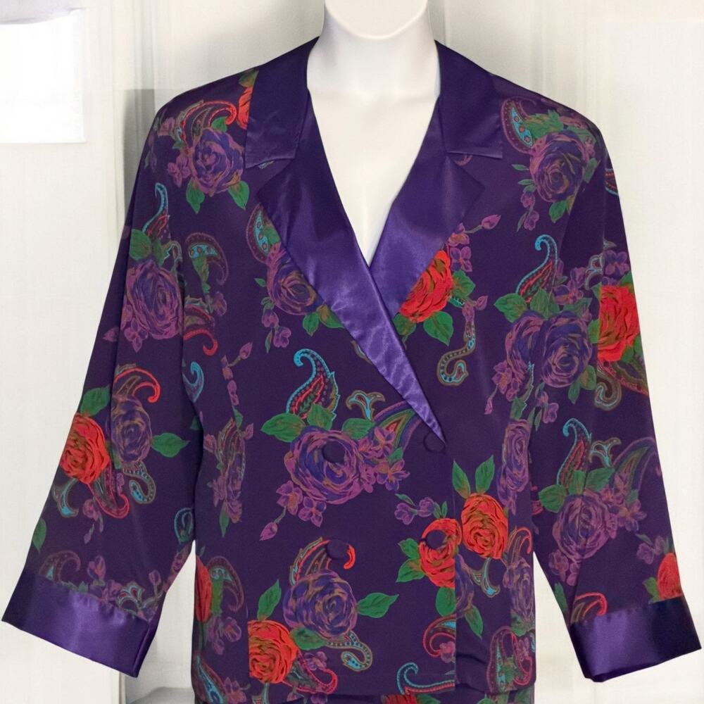 Vintage 80s Victoria’s Secret Purple Satin Pajama Lounge Set Sz L Paisley Floral - Picture 2 of 6